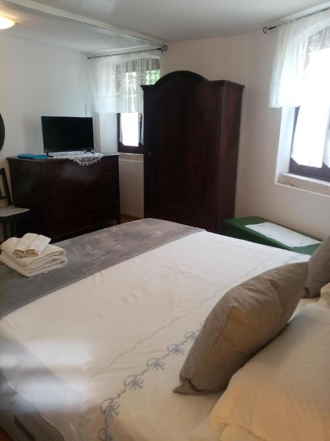 Rooms Serafin Motovun Exterior foto