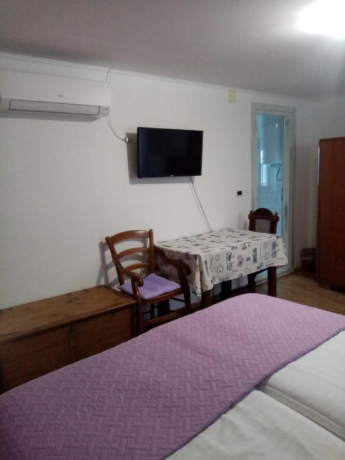 Rooms Serafin Motovun Exterior foto